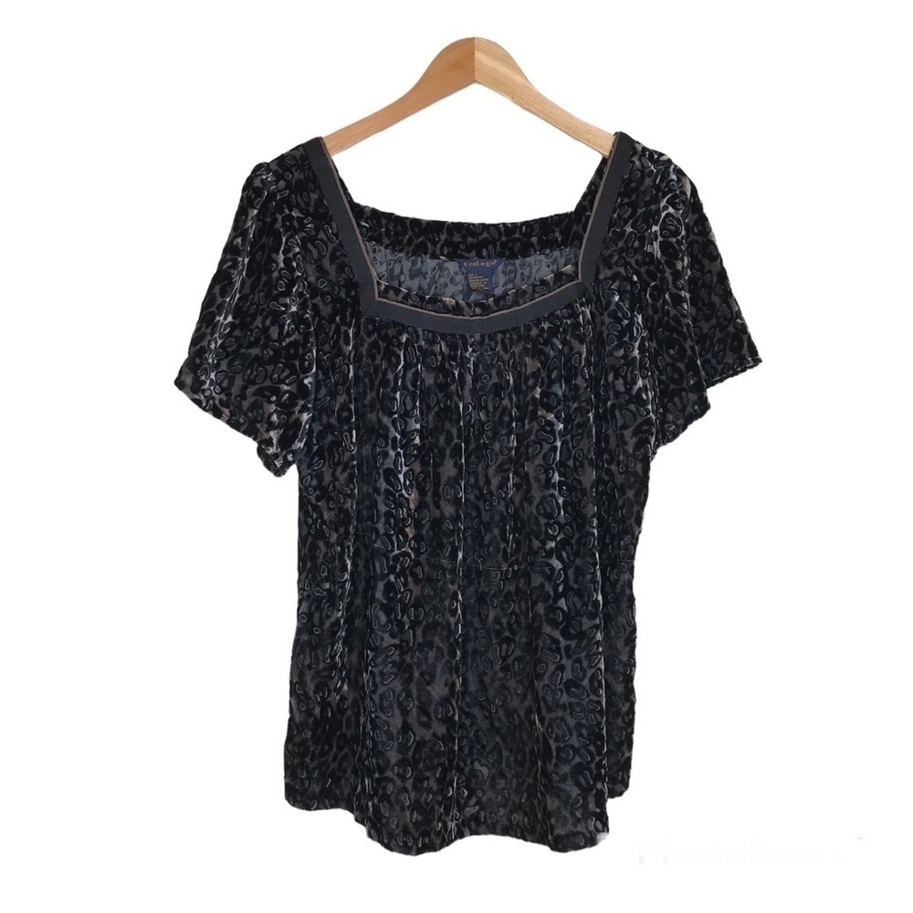 - e.col.o.gie Leopard Print Short Sleeve Pullon Top Sz L Black Burnout Velour